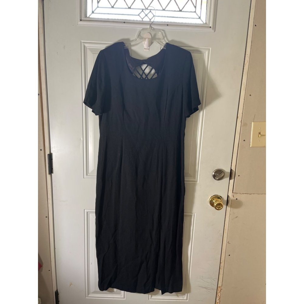 Scarlett black short sleeved maxi dress size 14